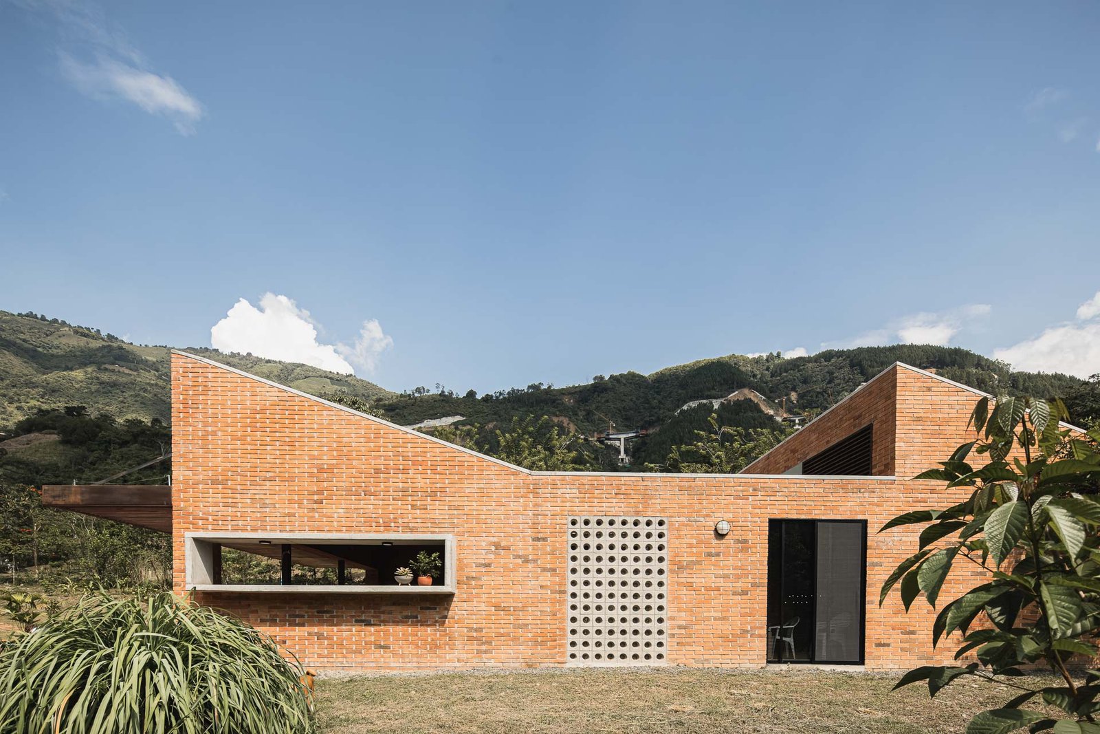 Plan B Arquitectos – Casa Siria – La Siria, Antioquia