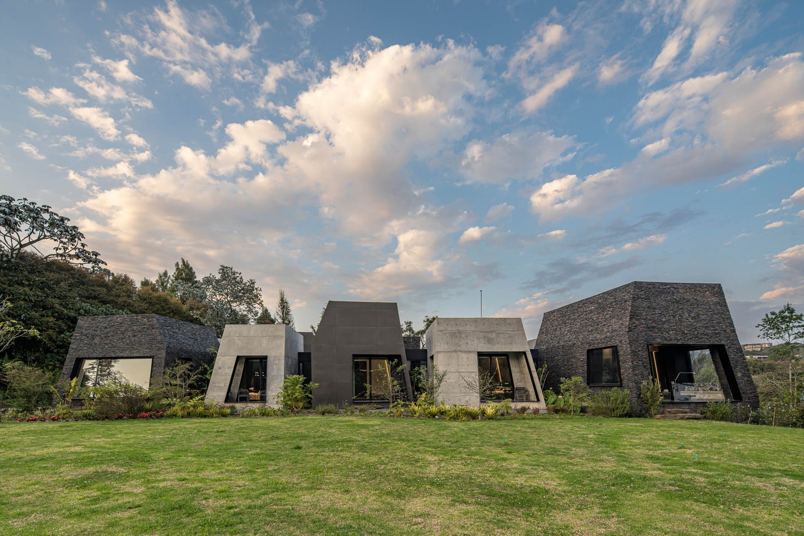 PlanB arquitectos – Casa Amaluna – Las Palmas, Antioquia